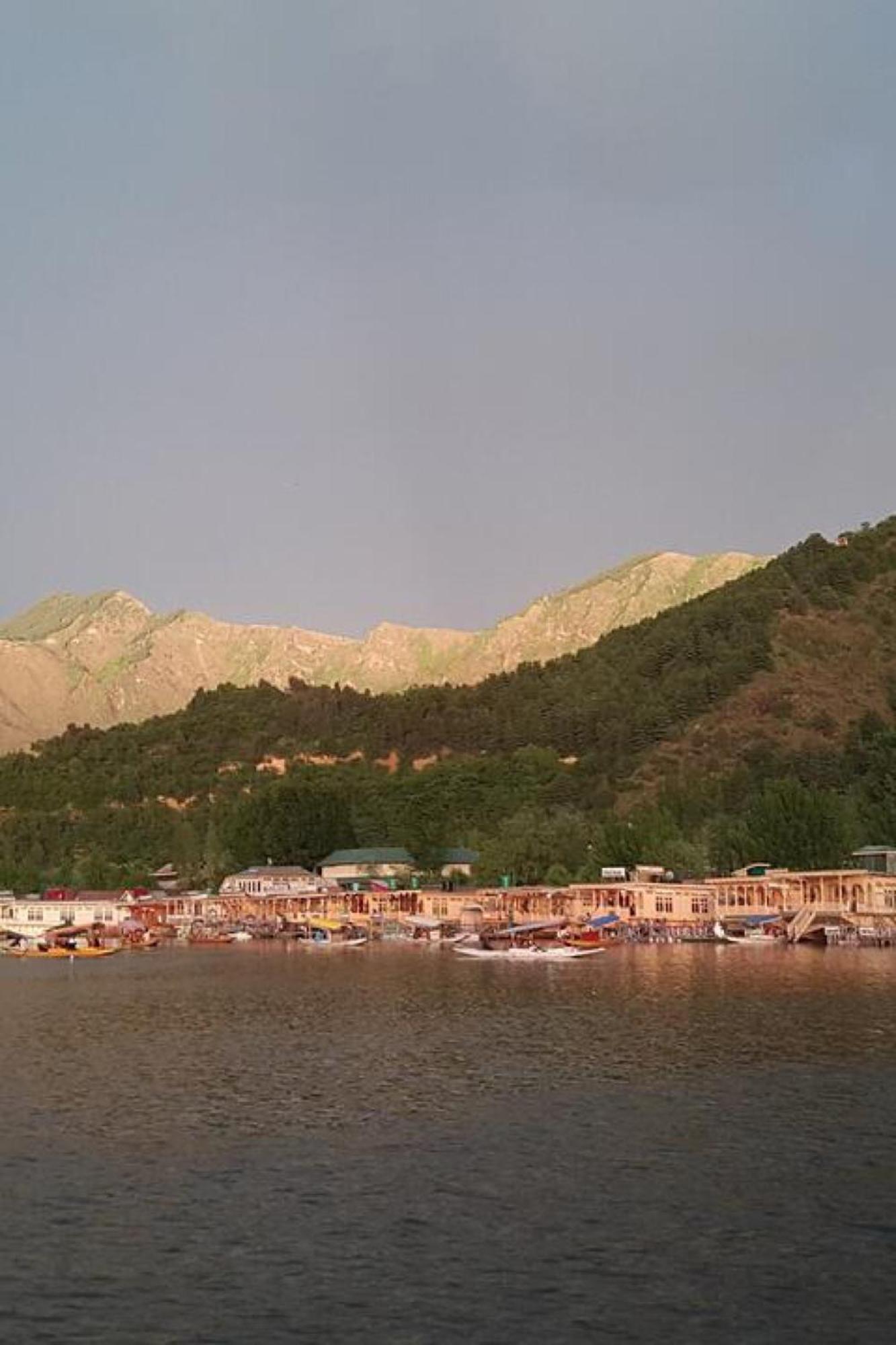 Srīnagar The Heritage Group Of Houseboats المظهر الخارجي الصورة